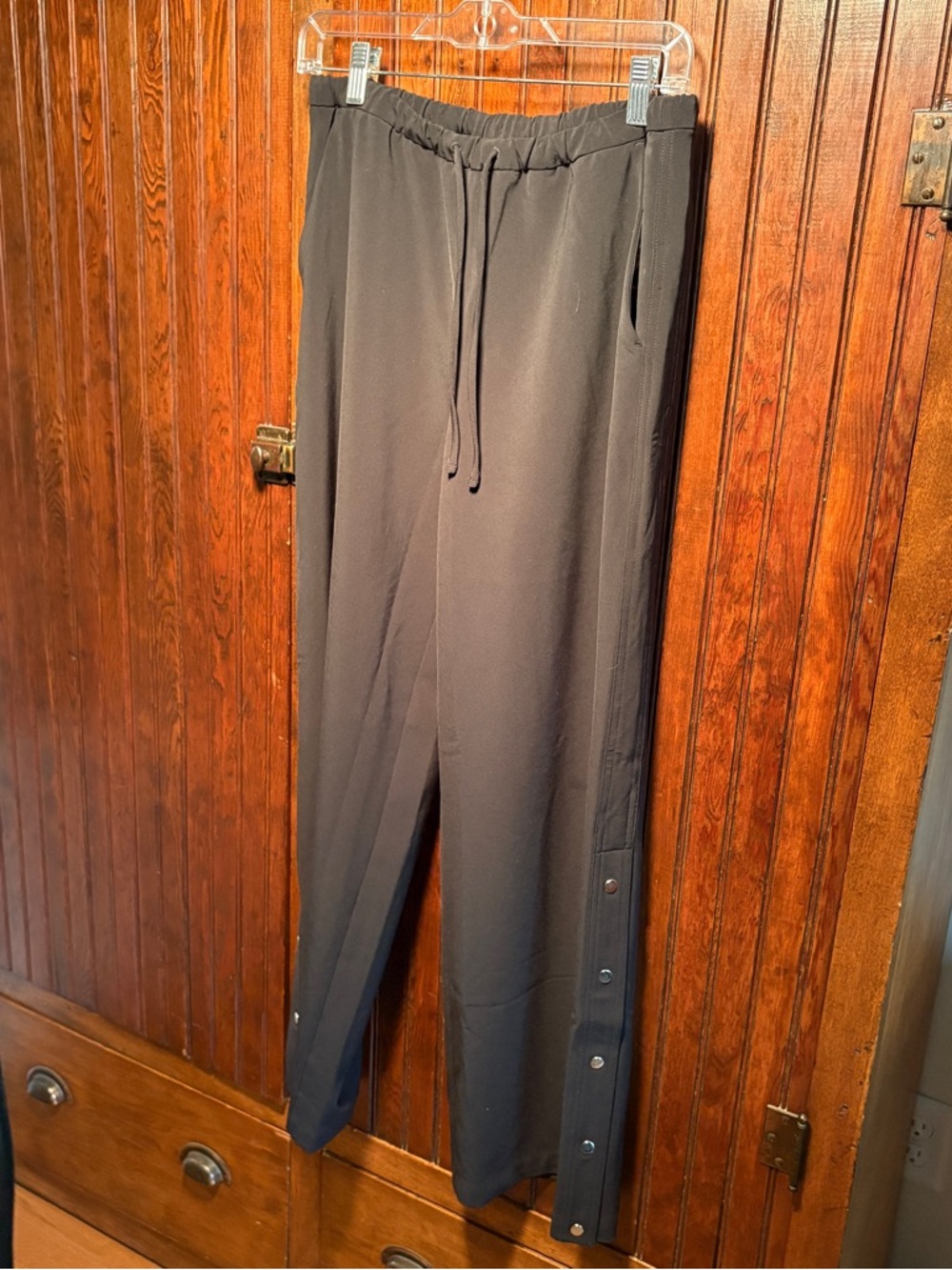 Athleta MVP Mid rise Snap Pants size small - Picture 3 of 8